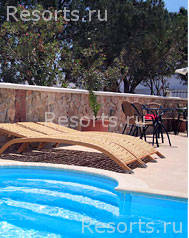 Loizos Hotel 6